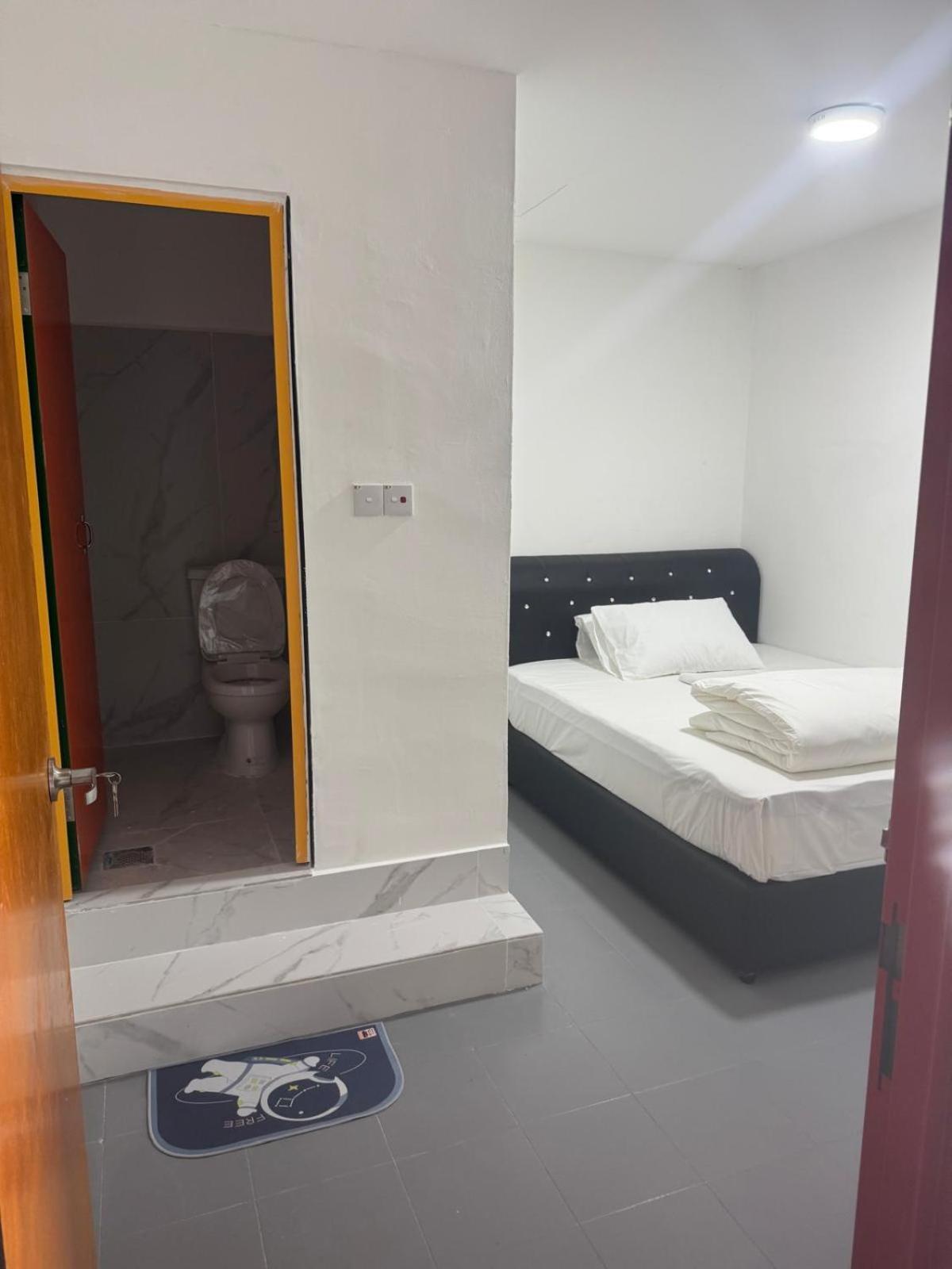 Hotel H Budget 3*